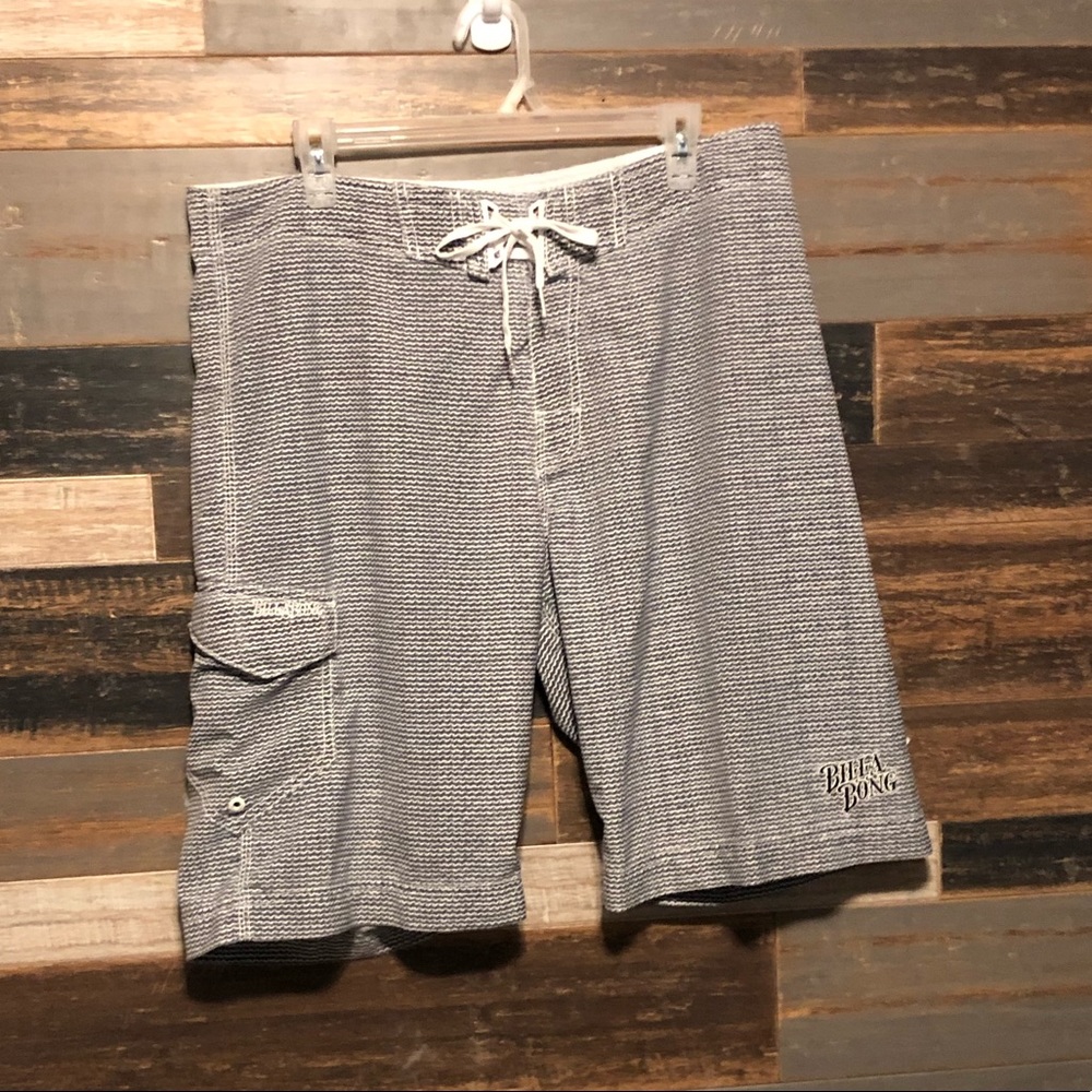 Men’s BillaBong Shorts Gray and White